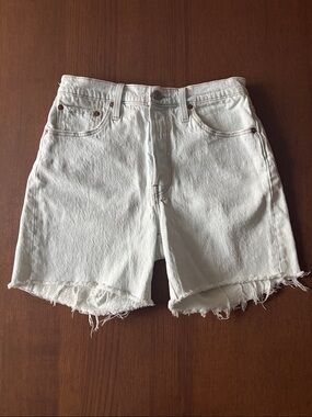 LEVI’S - Bleach Frayed Hem Women's Denim 501 Shorts